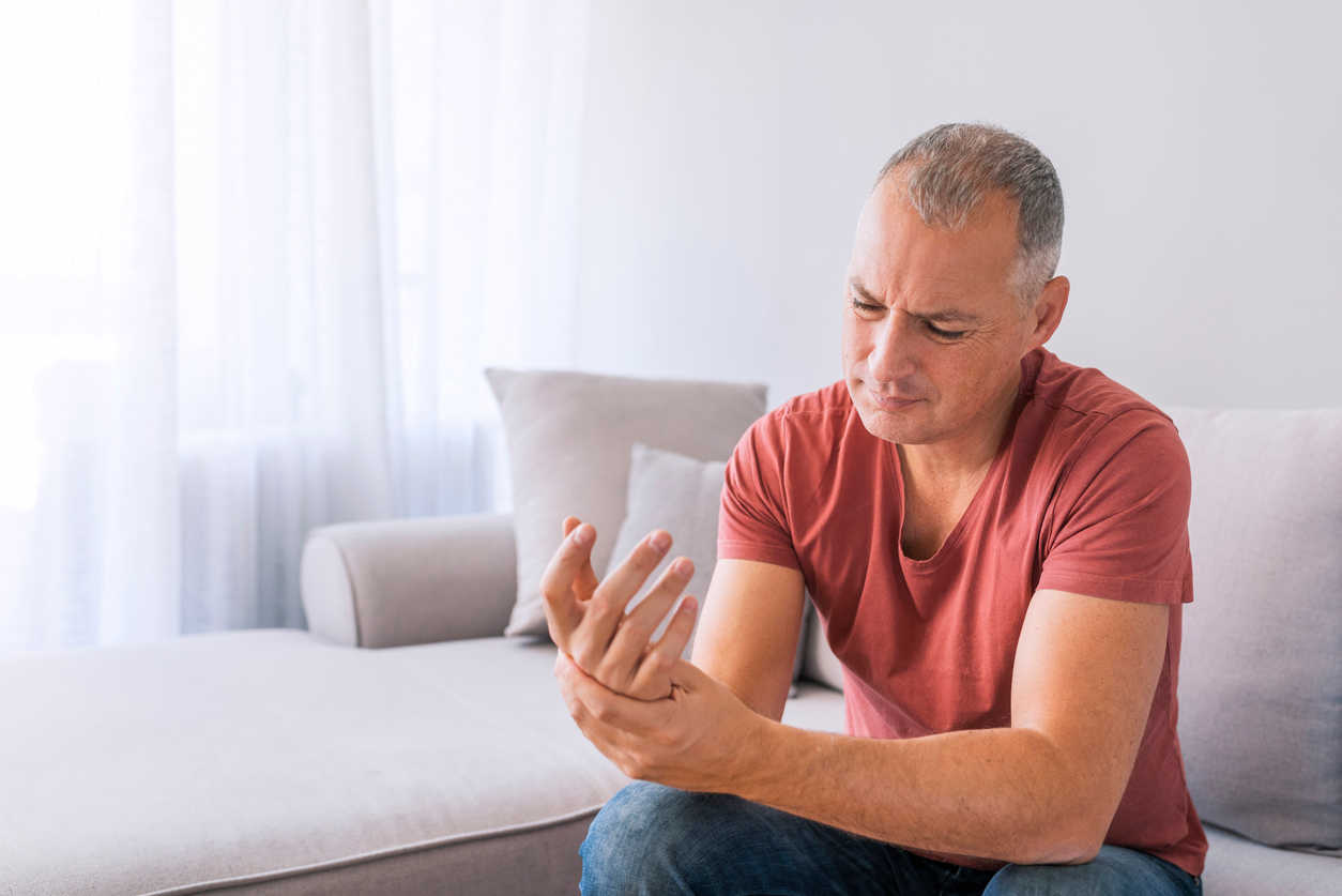 man-practicing-desensitization-therapy
