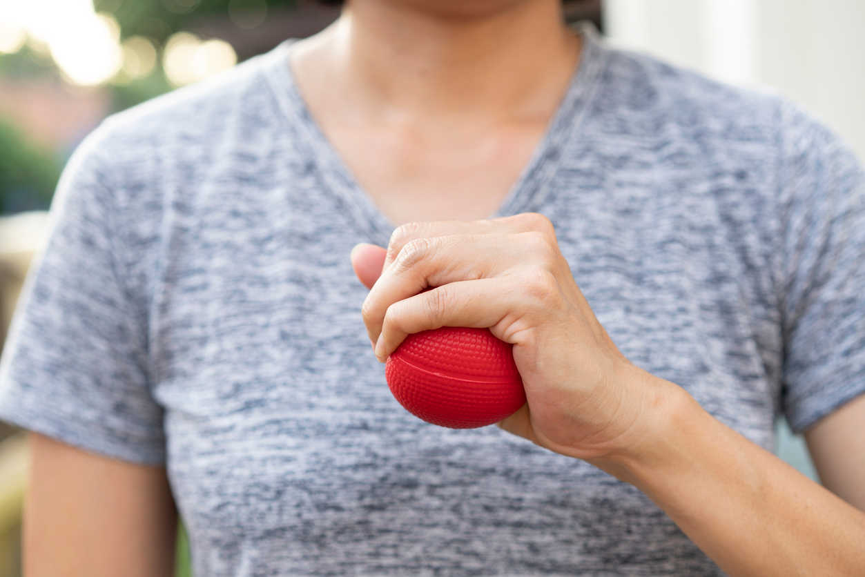 woman-pressing-ball