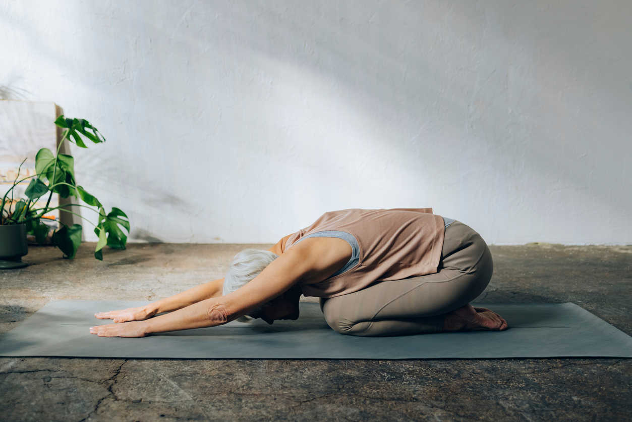 woman-doing-spinal-stenosis-exercises